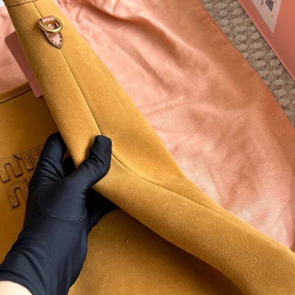 Miu Miu Tan Leather Tote Bag - Picture 5 of 9